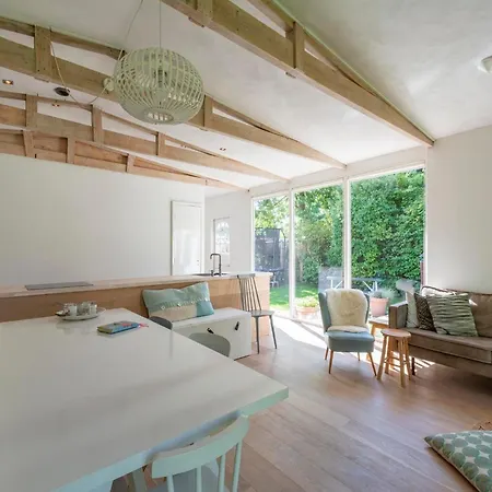 Eureka 109 For 6-person With Garden Feriehus Sint Maartensvlotbrug