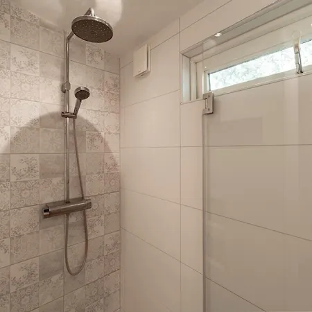 Ferienhaus Eureka 109 For 6-person With Garden Sint Maartensvlotbrug