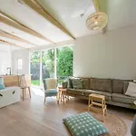 Σπίτι διακοπών Eureka 109 For 6-person With Garden